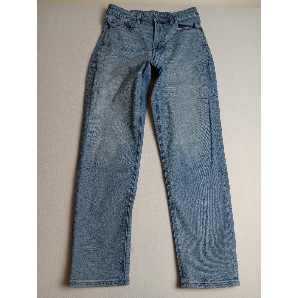 American Eagle Womens Size 6 Regular Stretch Light Wash Straight Leg Denim Jeans
